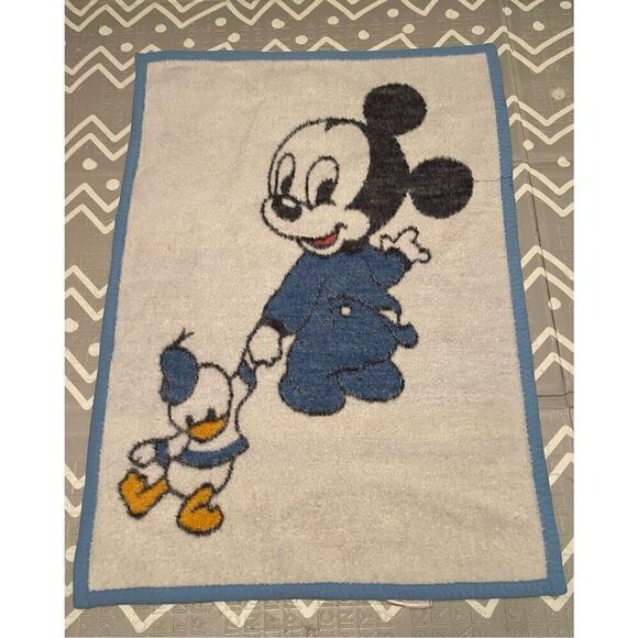 Vintage 1984 BIEDERLACK Disney Baby Mickey Mouse & Ducky Fleece Crib Blanket 27x - Picture 1 of 5